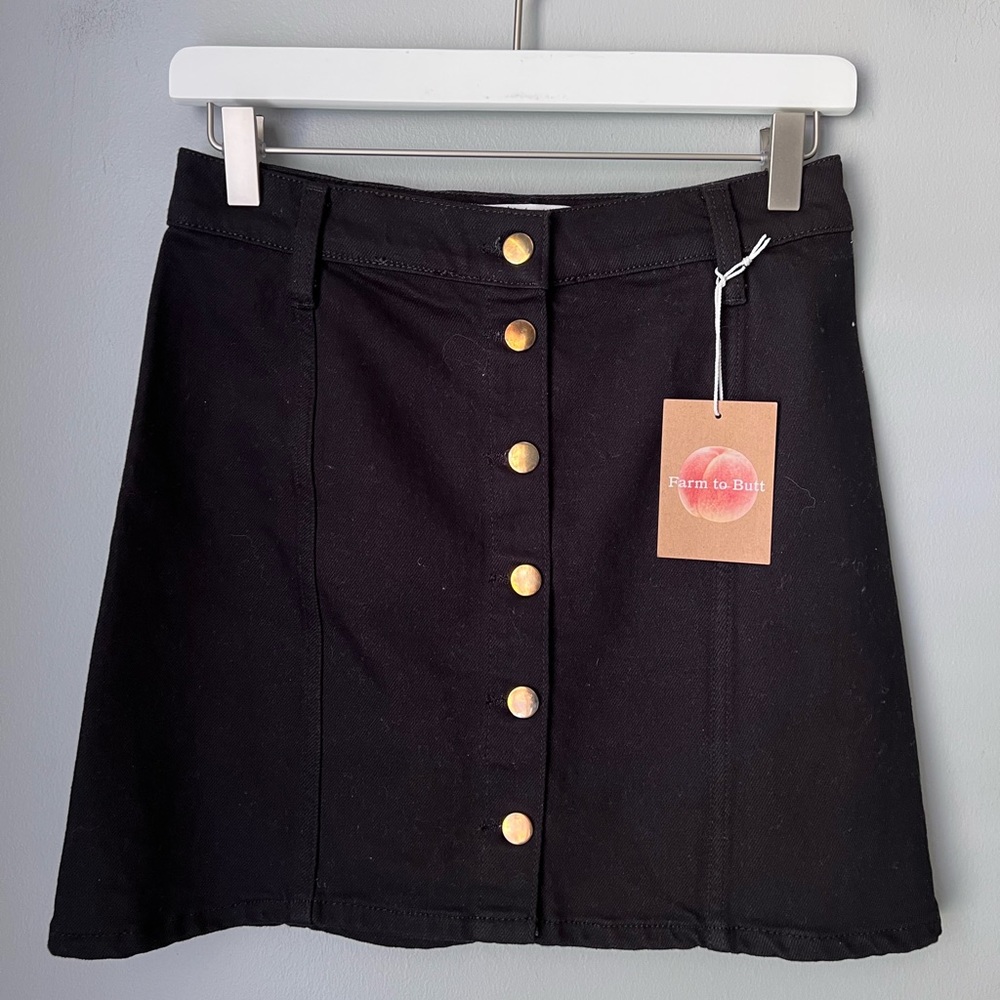 Reformation Chrissy Black Denim Skirt NWT 2 Button Down - Picture 3 of 6